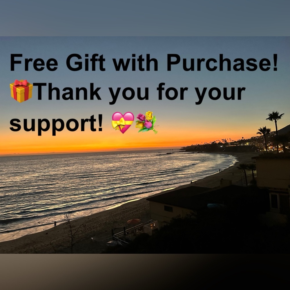 Free gift 🎁 with purchase! Thanks for your support!! 💝😍